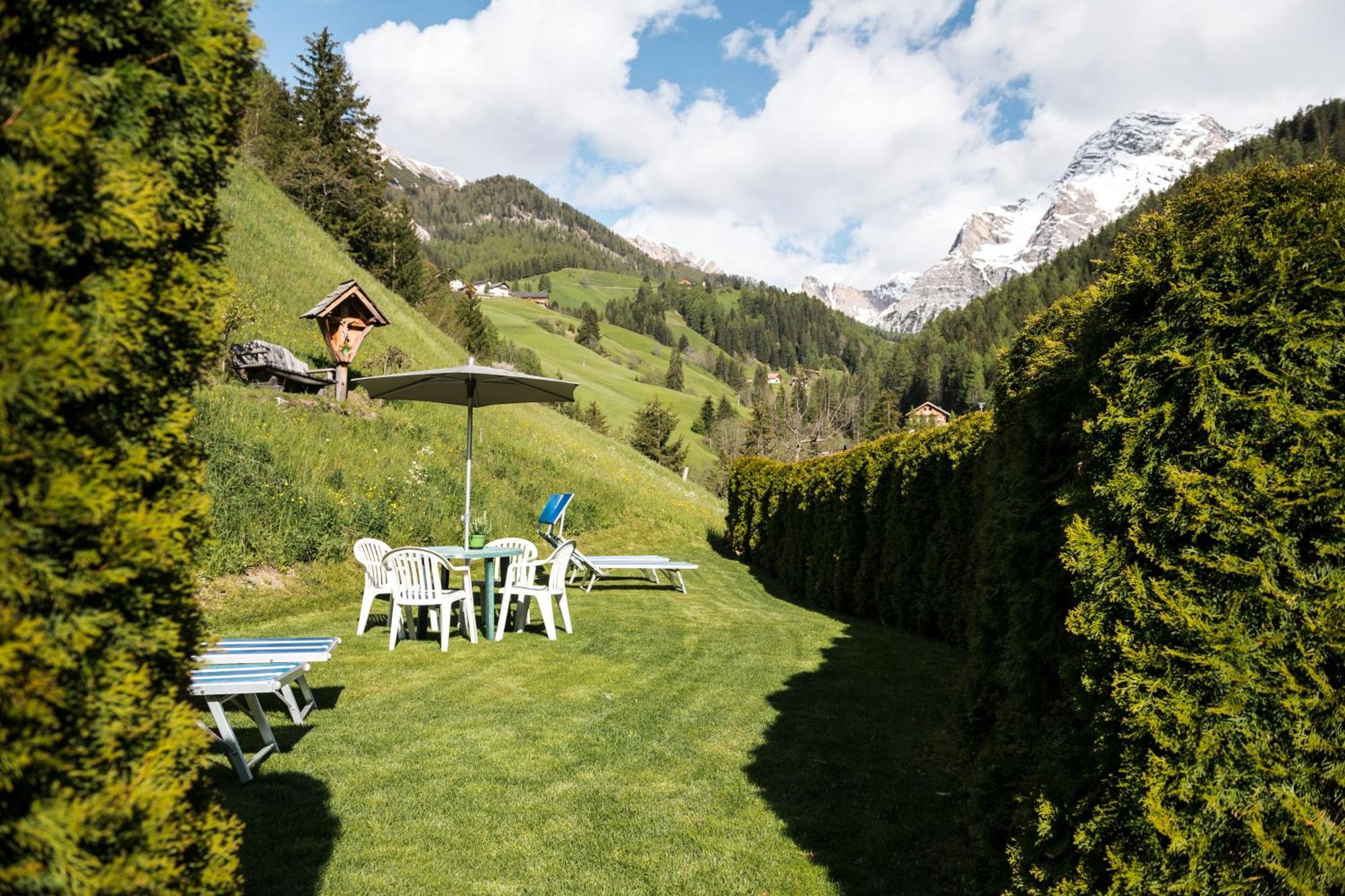 Hotel Alcialc ラ・ヴァッレ エクステリア 写真